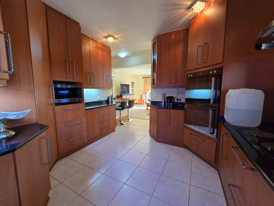 3 Bedroom Property for Sale in Kiepersol Free State